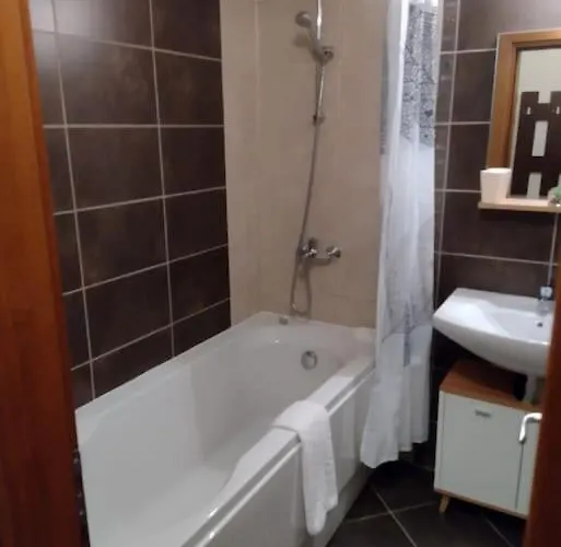 студио пацо и нина в Aspenvalley Apartamento *