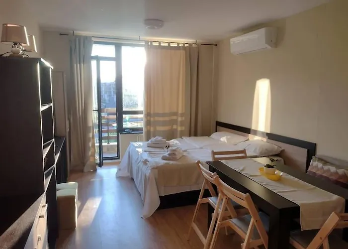 студио пацо и нина в Aspenvalley Apartamento